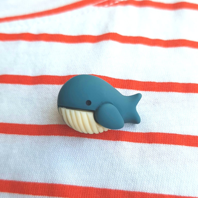UK shop Cute Blue Whale Pin Brooch image 3