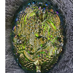 Iridescent Green Harvest Grape Fruit Bowl Indiana Glass Carnival Glass Vintage