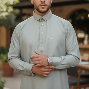 Men's Designer Thobe Jubba in High Quality Imported Fabric Saudi Cuff and Collars - Mint