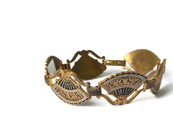 Vintage Fan Shaped Brass Bracelet