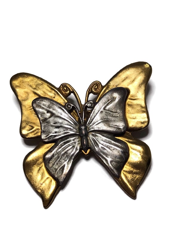 Vintage Butterfly Metal Brooch/Vintage Pin/ bug Pi