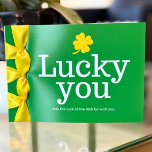 Carte personnalisée faite main pour la Saint-Patrick, ruban de satin, carte de luxe, carte pouvant être personnalisée