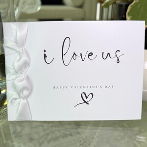 Carte de Saint-Valentin faite main personnalisée, ruban de satin, carte de luxe, carte personnalisée, carte avec nom, je nous aime