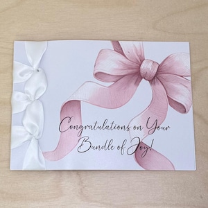 Carte de félicitations personnalisée faite main, ruban de satin, carte de luxe, félicitations personnalisées, félicitations pour l'arrivée de bébé, petite fille