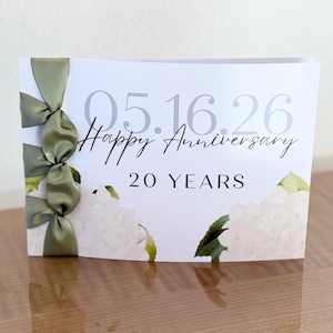 Carte d'anniversaire personnalisée faite main avec ruban de satin - Cadeau unique personnalisé, carte de joyeux anniversaire, carte d'anniversaire pour femme ou mari