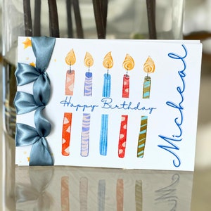 Carte d'anniversaire faite main personnalisée, ruban de satin, carte de luxe, carte personnalisée, carte avec nom et bougies