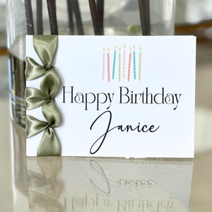 Carte d'anniversaire faite main personnalisée, ruban de satin, carte de luxe, carte personnalisée, carte avec nom, bougies