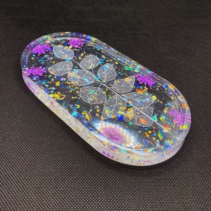 Piatto porta-anello in resina scintillante fatto a mano, foglia scheletro e fiori viola