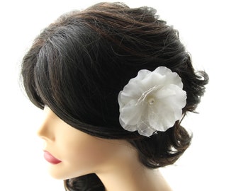 hair flower, Ivory hair flower, flower hair clip, wedding hair accessories, bridal hair flower