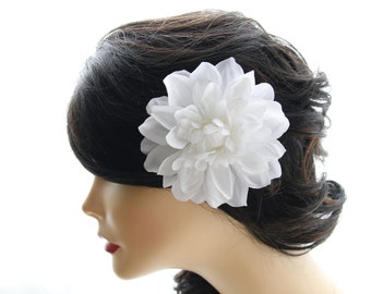 Wedding hair flower, white flower hair clip, bridal hair accessory, white hair piece, Dahlia hair flower