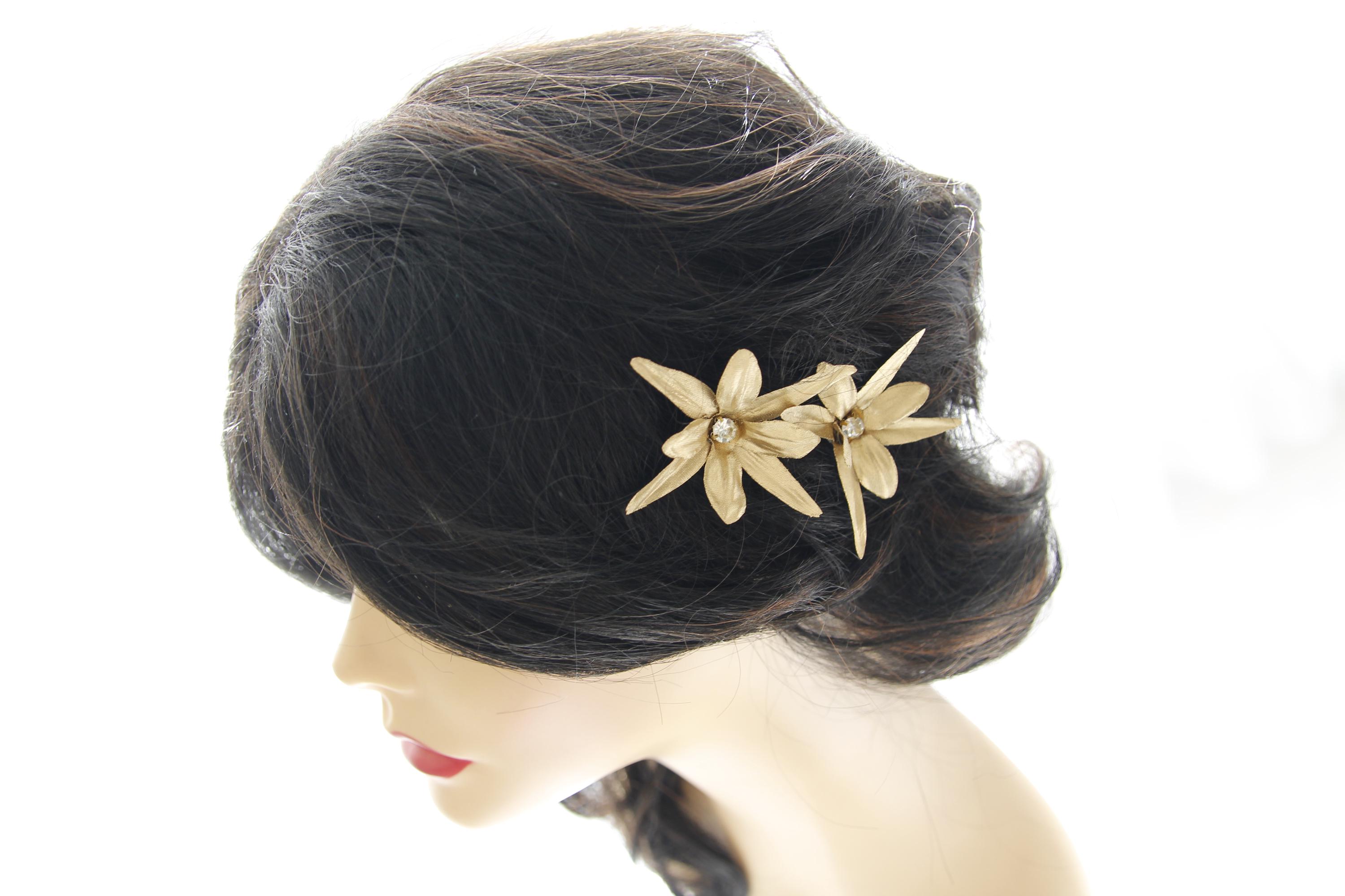 Celestial Star Gold Hair Pins: Rhinestone Wedding Hair 
