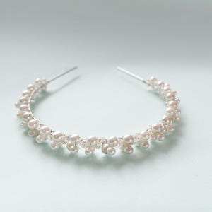 Mesmerizing pearl headband, white pearl headpiece, ivory pearl bridal tiara, wedding day hair accessory