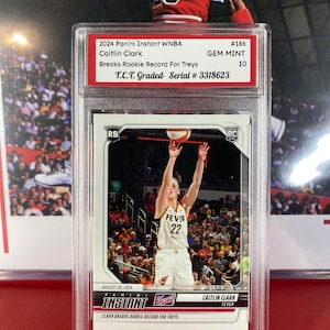 Tarjeta de novato Panini Instant WNBA n.° 186 Caitlin Clark 2024 rompe récord de novato para Treys TCT Graded Gem Mint 10 (tarjeta de novato Panini auténtica)