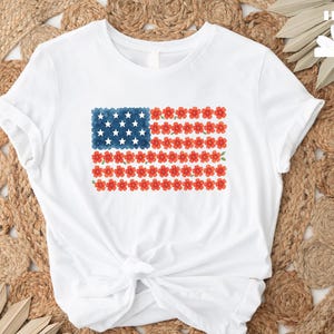 Retro Blumen USA Flagge Tshirt, 4. von Juli Shirt, Amerika Karte Tshirt, USA Shirt, USA Shirt für 4 von Juli, Unabhängigkeitstag Shirt