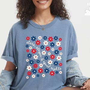 Comfort Colors® - 面白い独立記念日シャツ、リベラル独立記念日、民主主義支持の愛国的な米国、トレンディなシャツ、星条旗と平等の権利