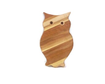 Big Owl Cutting Board Handcrafted from Mixed Hardwoods