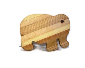 ELEPHANT Cheese Cutting Board Handcrafted from Mixed Hardwoods