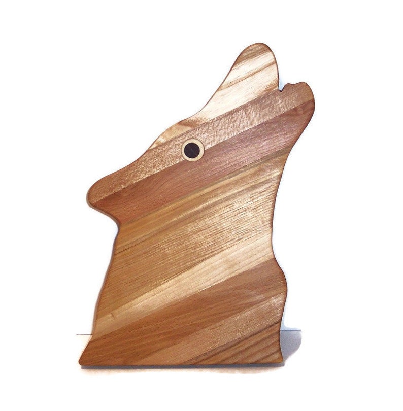 Howling Wolf Cutting Board Handcrafted from Mixed Hardwoods | Etsy