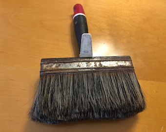 Vintage large paintbrush, horsehair house paintbrush, screw on handle