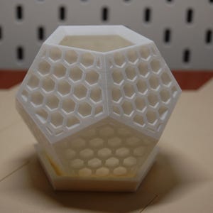 Maceta con forma de panal, archivo STL para impresión 3D, descarga instantánea, para proyectos de bricolaje.