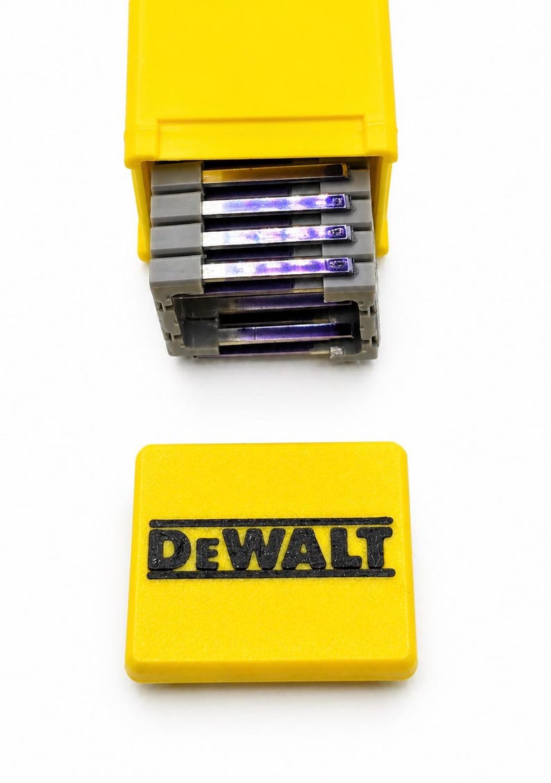 DeWalt Staple