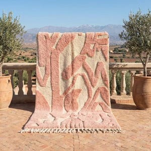 rug, Dusty pink rug, High low pile rug, Agma Boutique, Custom wool carpet, Abstract Berber rug, Geometric area rug, Textured wool rug, Organic modern decor, Artisan handmade, Beni ourain style, Atlas mountain wool, Plush pink rug
