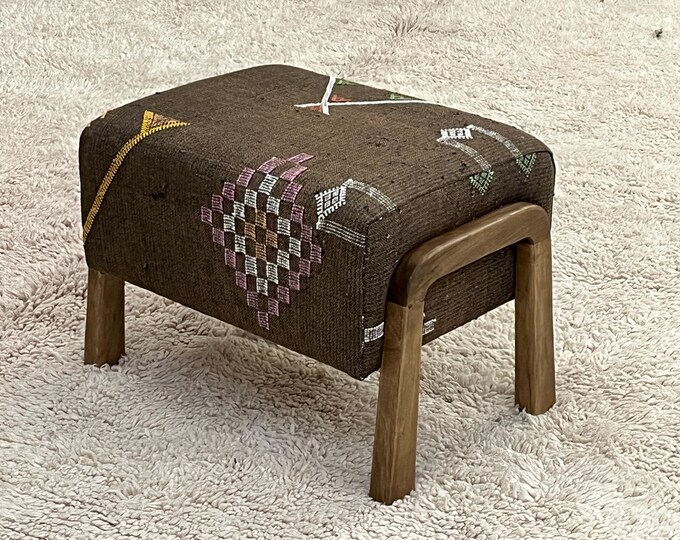Add a touch of authenticity to your home with handcrafted Moroccan and footstools. Made from high-quality fabrics with beautiful traditional