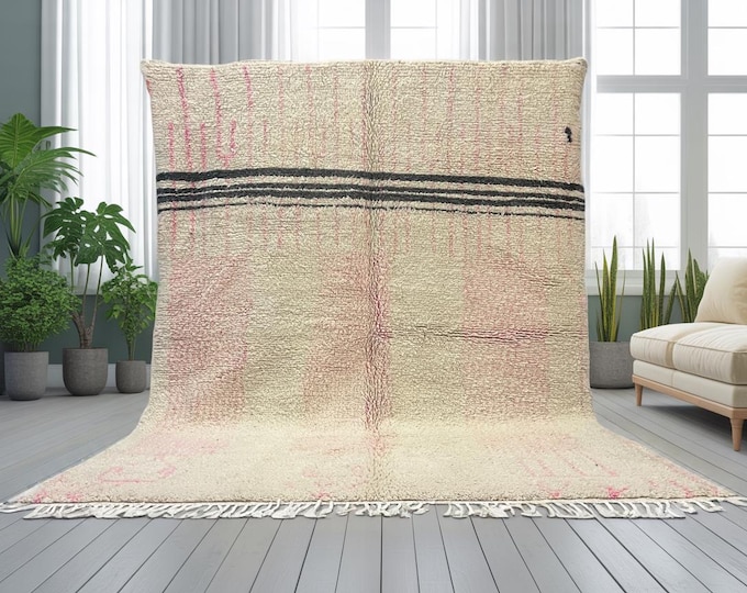 Handmade Berber Rug – 7x9 ft Moroccan Wool Carpet – Off-White with Pink & Black Accents – Minimalist Boho Decor