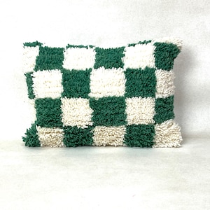 Natural Wool Cushions: Traditional Touch, Authentic Warmth, and Fine Craftsmanship