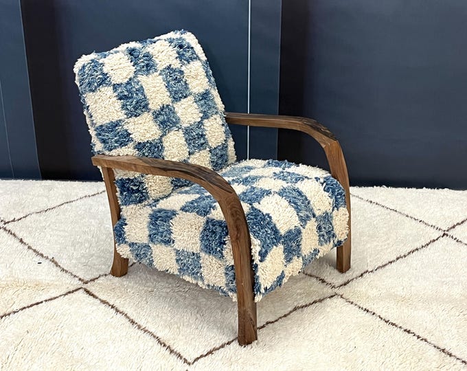 Timeless Elegance Handcrafted Mid-Century Modern Armchair with Retro Lounge Charm, Vintage Relaxation in Moroccan Wood Style, A Perfect Gift