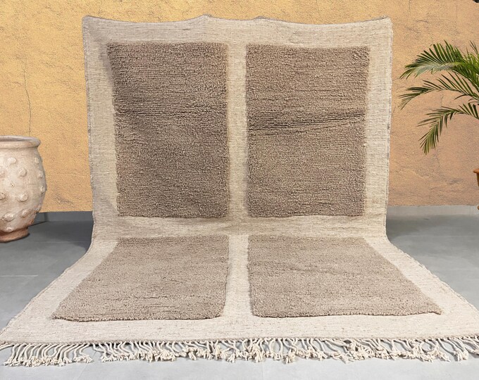 Handwoven Beni Ourain Wool Rug - Warm Natural Brown Pattern - FREE Worldwide Shipping