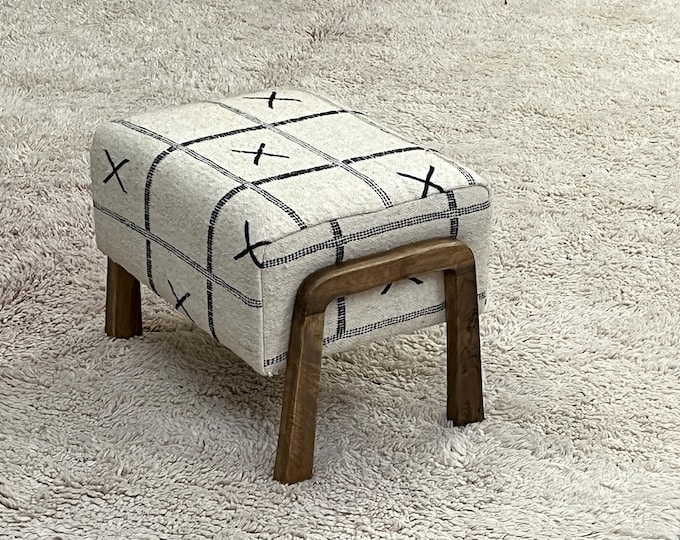 Add a touch of authenticity to your home with handcrafted Moroccan and footstools. Made from high-quality fabrics with beautiful traditional