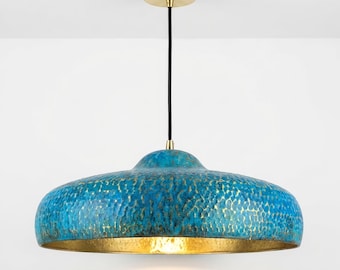 Lampada a sospensione artigianale in ottone con patina blu - lampada industriale moderna in ottone con patina minimalista - luci moderne per isola cucina