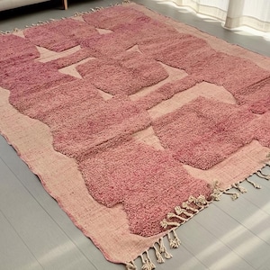 Viral Coquette Pink Rug | Soft Moroccan Berber Carpet | Beni Mrirt Style Handmade Wool Rug | Aesthetic Boho Decor Must-Have - Pink Beni Rug image 1