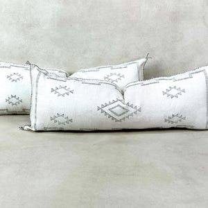 Light White Cactus Silk Pillow, Sabra Silk Pillow, 14x36 Moroccan Pillow, Boho Throw Pillow, Bohemian Cushion, Decorative Pillow Covers