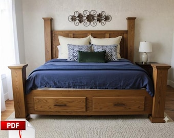 Puede incluir: Una cama de madera con cabecero y piecero, con dos cajones. La cama está cubierta con una manta azul y almohadas. Una decoración mural floral de metal está encima de la cama. La cama está sobre una alfombra clara.