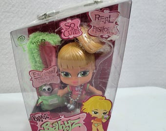 MGA Entertainment Babyz Bratz Fianna NRFB 5&quot; Doll & Accessories 52324-1M9