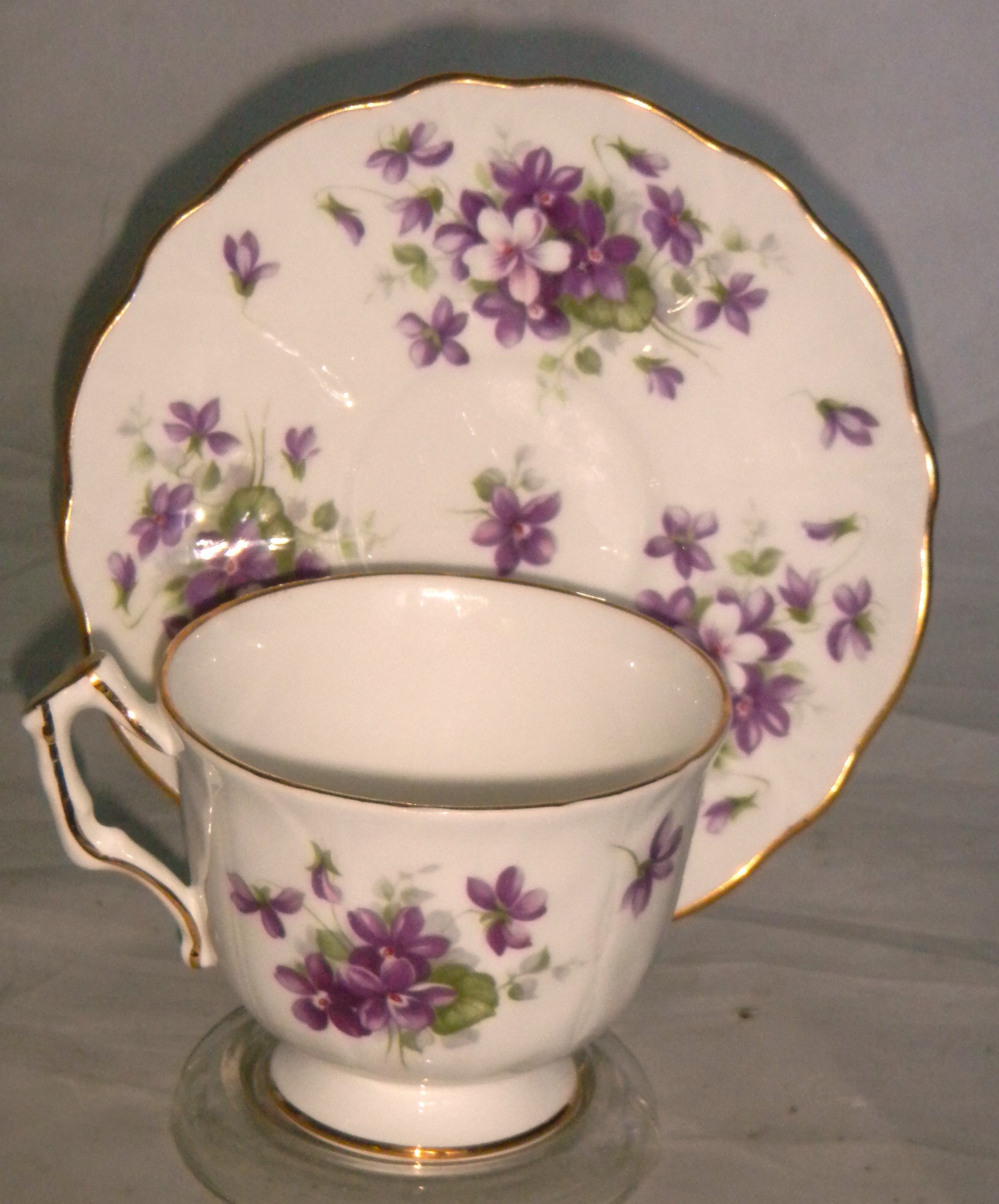 Aynsley VIOLETTE PATTERN Teacup and Saucer – English Bone China