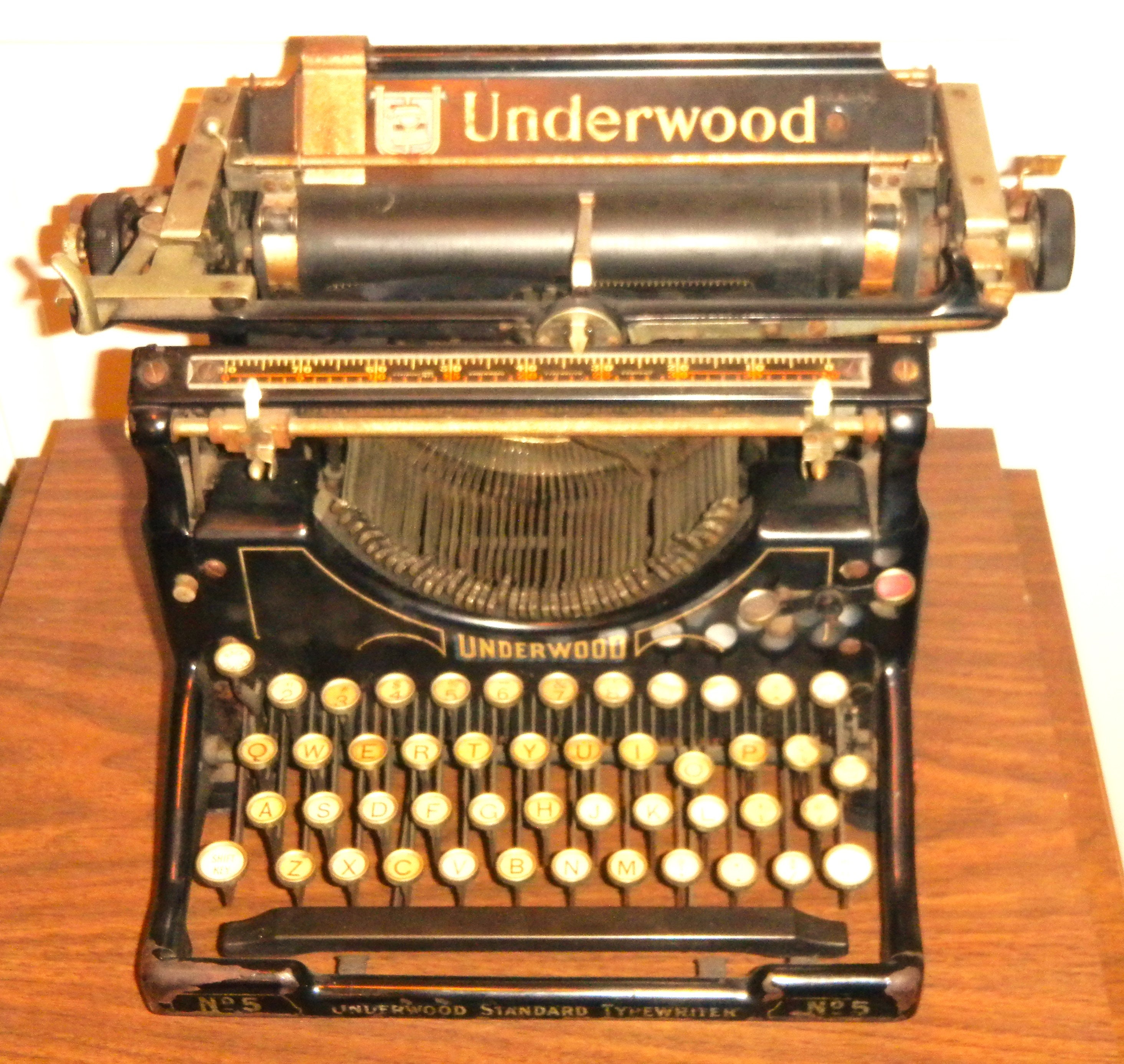 置物 Underwood Standard Typewriter No.5 Vintage Underwood Standard Typewriter No 5 for Parts Repair