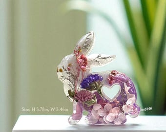 3D Resin Rabbit Figure Real Dried Flowers | Handmade Desk Decor, Bookshelf Accent