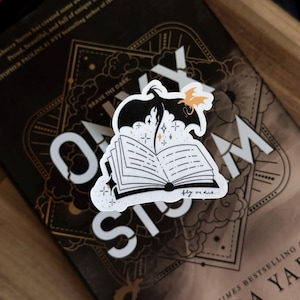 Dragon Sticker: Fourth Wing Bookish Kindle Laptop Decal