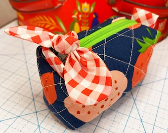 Small Quilted Boxy Pouch