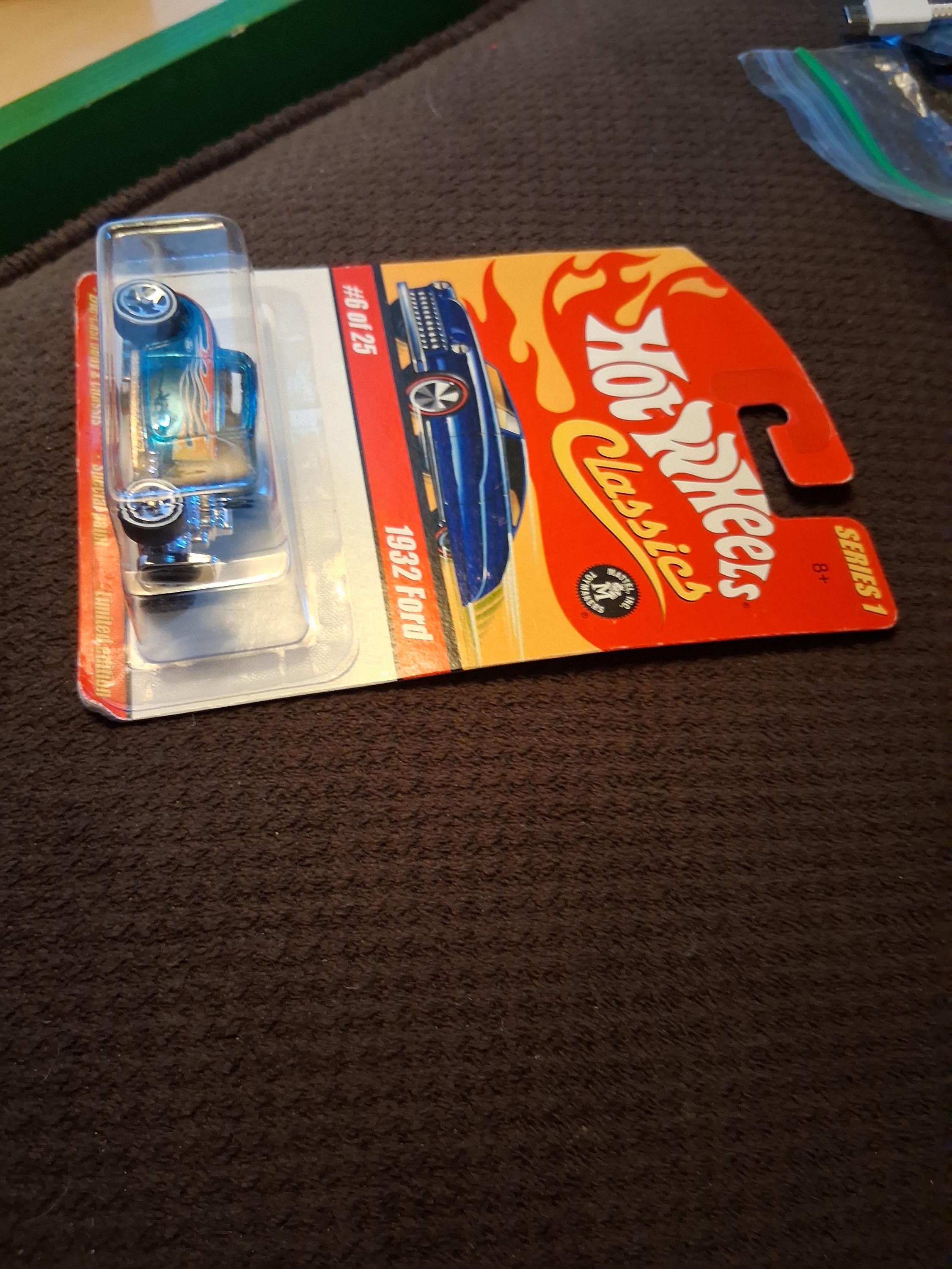 Hot Wheels 32 Ford Coupe, 2005 Diecast Hot Rod, Blue Classic Style