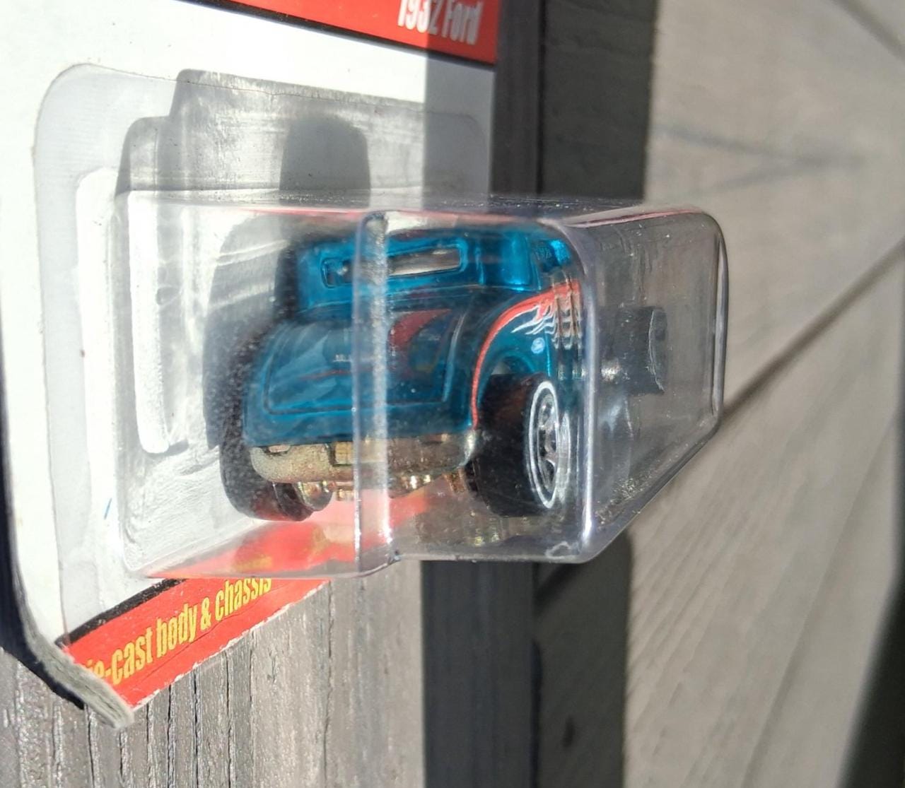 Hot Wheels 32 Ford Coupe, 2005 Classic 1940s Style Miniature Toy