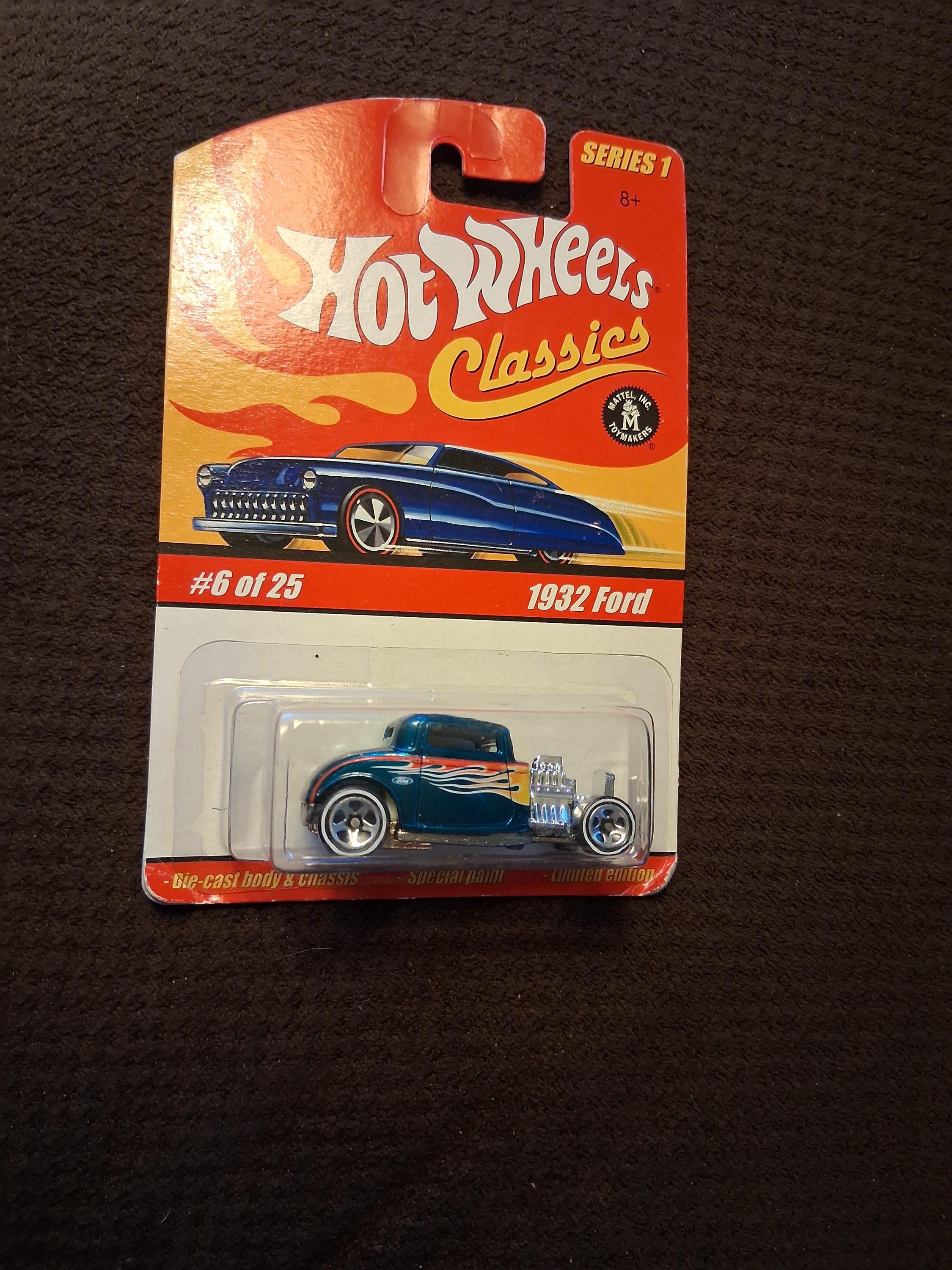 2005 HOTWHEELS CLASSICS　 1:18 　32 FORD 2005 Hot Wheels Classics Series 1, 1932 Ford, Antifreeze