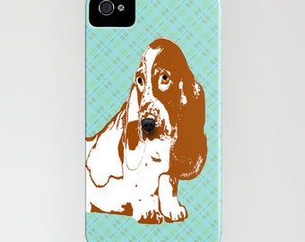 Basset Hound Dog on Phone Case - iPhone 14, Samsung S21, Gifts for Pet Lovers, Dog Gifts, iPhone 11, Samsung S22, iPhone 13