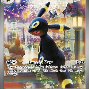 Op de afbeelding: Een Umbreon ex ruilkaart met 270 HP, met een zwarte Umbreon met gele ringen en rode ogen op een stenen muur. De achtergrond toont een stadsplein in de nacht met vuurwerk, lantaarns en andere wezens. De tekst bevat Lunatic Claw 100+.