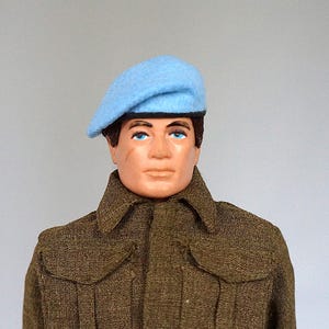 Banjoman Custom Made Beret For Vintage Action Man / G.I. Joe - Light Blue.