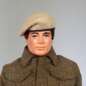 Banjoman Custom Made Beret For Vintage Action Man / G.I. Joe - Beige.