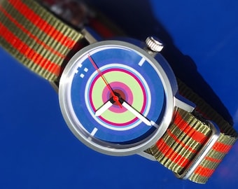 Modische und farbenfrohe CONCENTRIC Uhr  #111 – 36 mm Damenuhr